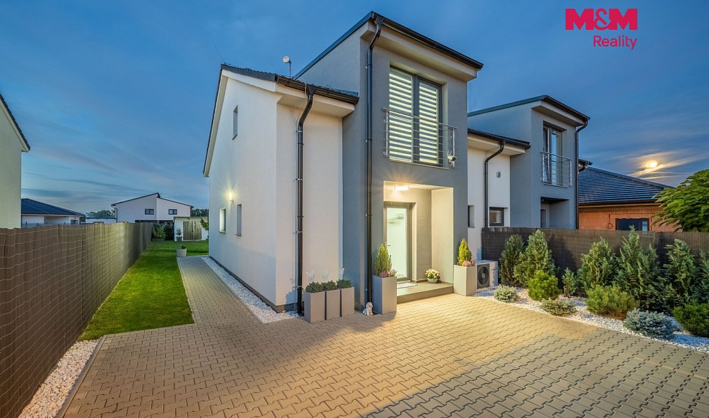 Prodej domu 119 m² s pozemkem 416 m², Chrášťany – náhled fotky 3
