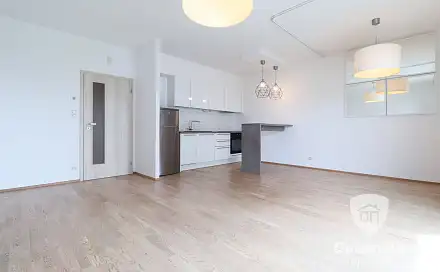 Pronájem bytu 1+kk 37 m²