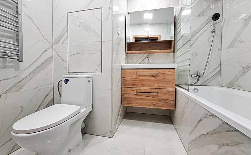 Prodej bytu 4+1 77 m², Na Borku, Jirkov, okres Chomutov