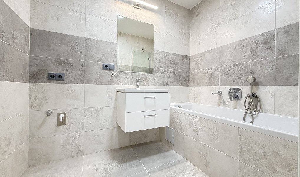 Pronájem bytu 2+kk 48 m², Napajedla – náhled fotky 4