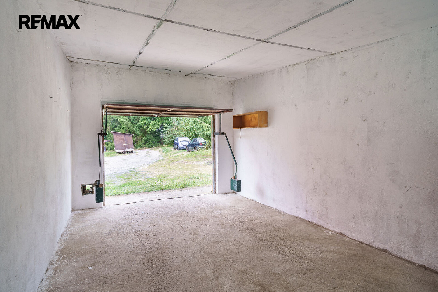 Samostatná zděná garáž, Velká Černoc, Měcholupy – fotografie 4