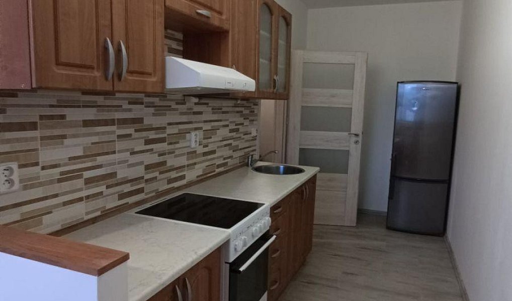 Pronájem bytu 1+kk 28 m², Jablonec nad Nisou – náhled fotky 2