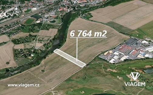 Prodej pole 6 764 m², Praha