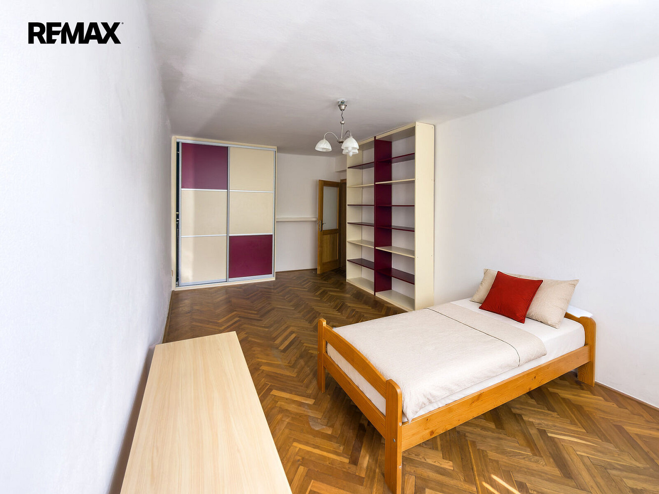 Pronájem bytu 2+1 50 m² – fotografie 4