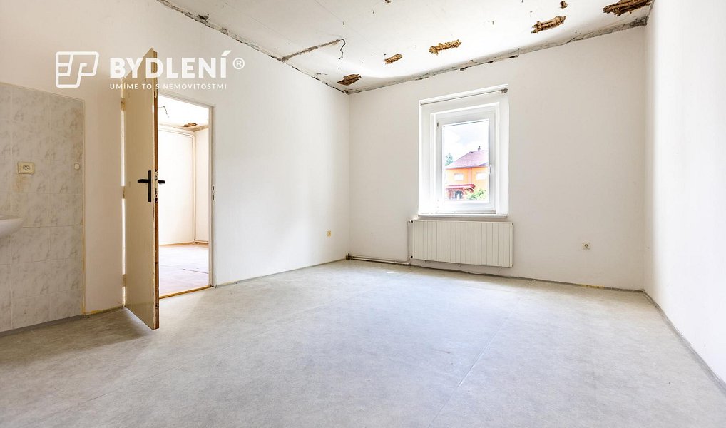 Prodej domu 314 m² s pozemkem 560 m², Krupka – náhled fotky 27