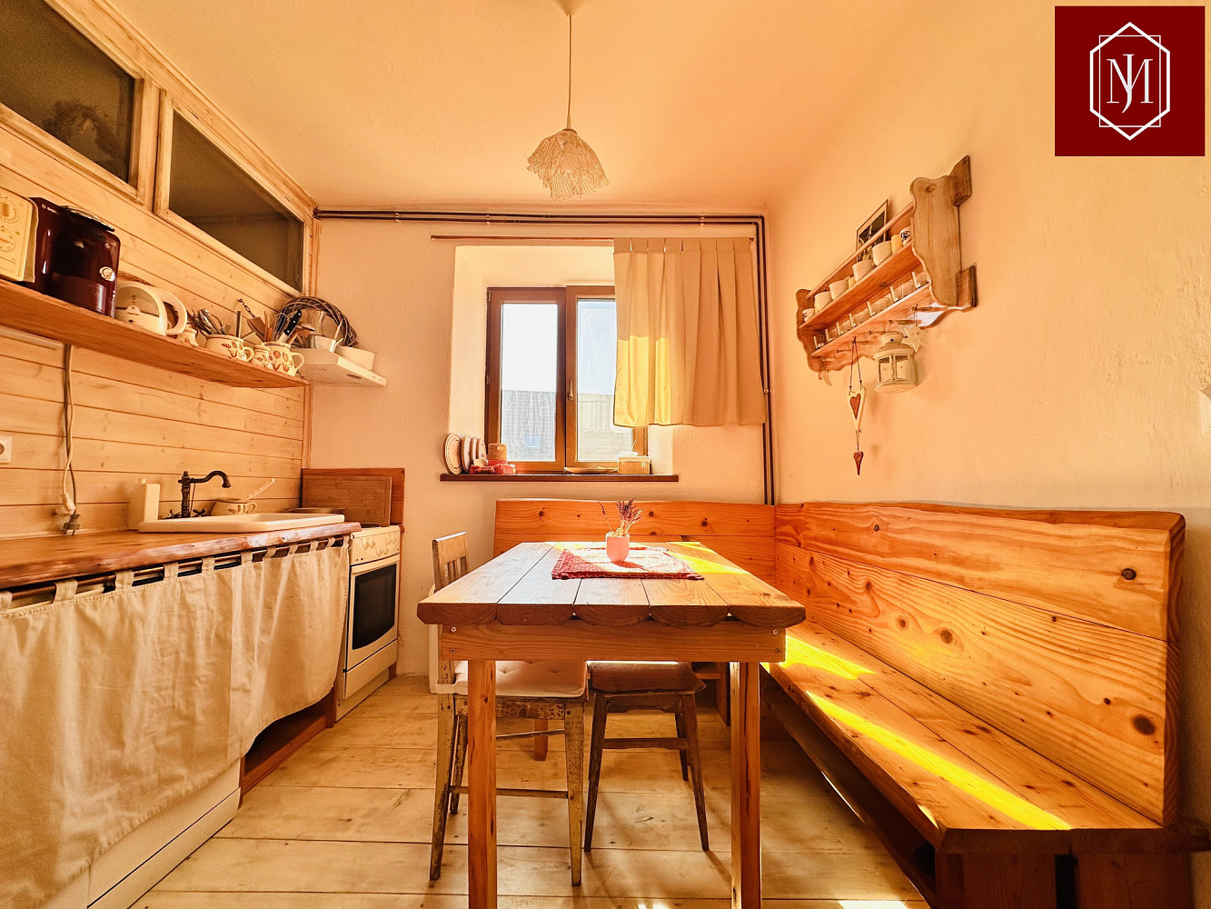 Pronájem bytu 1+1 65 m² – fotografie 3
