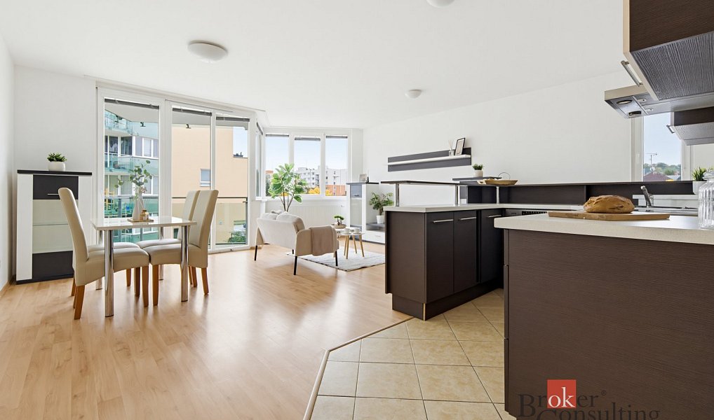 Pronájem bytu 2+kk 62 m², Hradec Králové – náhled fotky 4