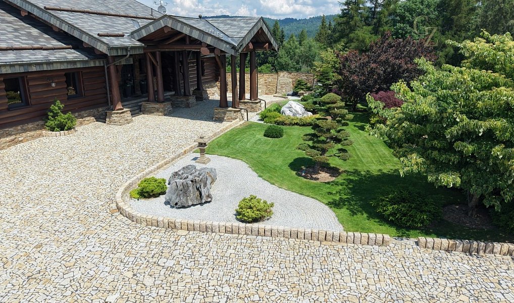 Prodej domu 800 m² s pozemkem 2 969 m², Klíny – náhled fotky 50