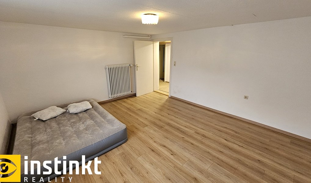 Pronájem bytu 2+1 70 m², Železná Ruda – náhled fotky 15