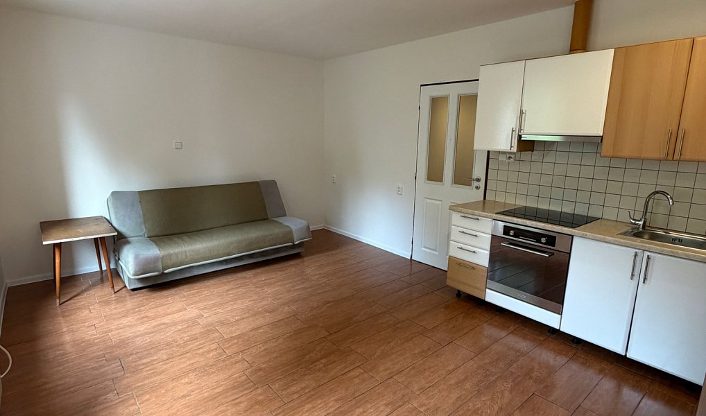Pronájem bytu 1+kk 23 m², Trutnov – náhled fotky 7