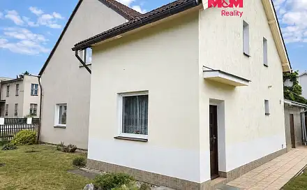 Prodej domu 110 m² s pozemkem 426 m², Dr. Tyrše, Lázně Bohdaneč, okres Pardubice