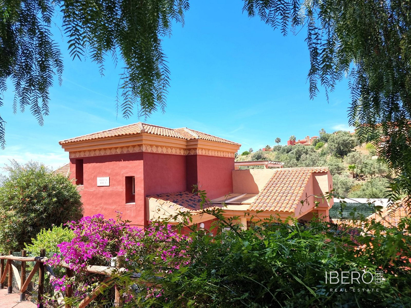 3+kk Apartment in Marbella, Urbanización Marbesa - Vista 2