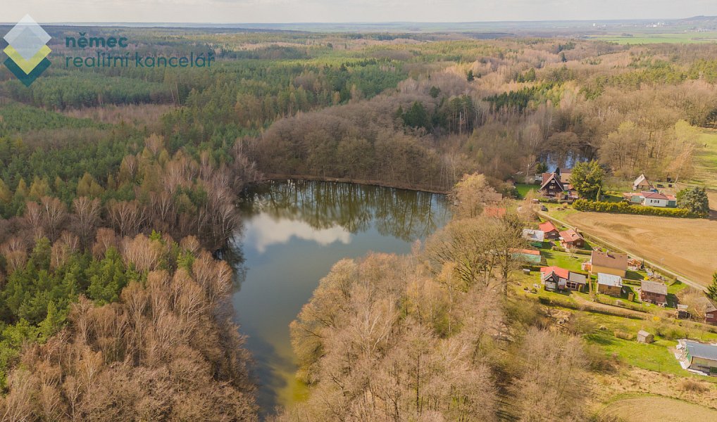 Prodej stavebního pozemku 1 909 m², Ledce – náhled fotky 3