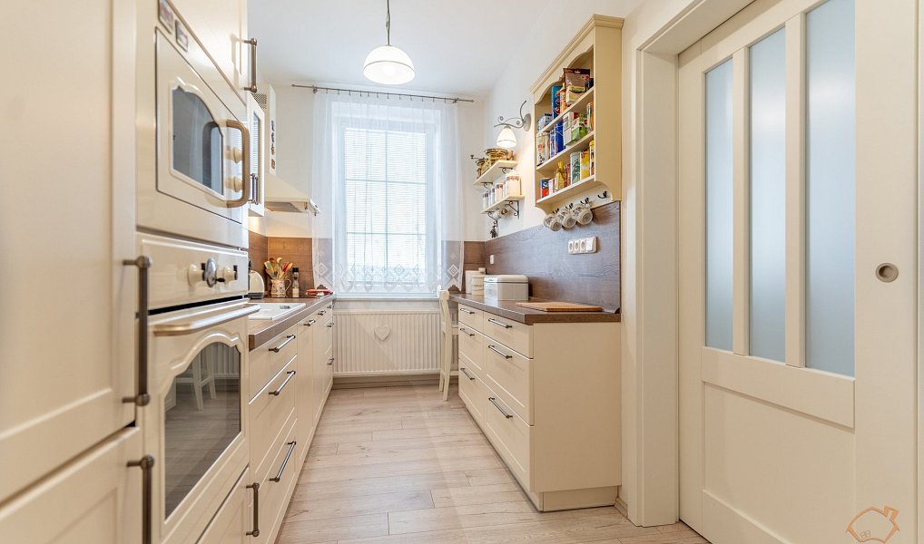 Prodej domu 246 m² s pozemkem 271 m², Zbýšov – náhled fotky 4