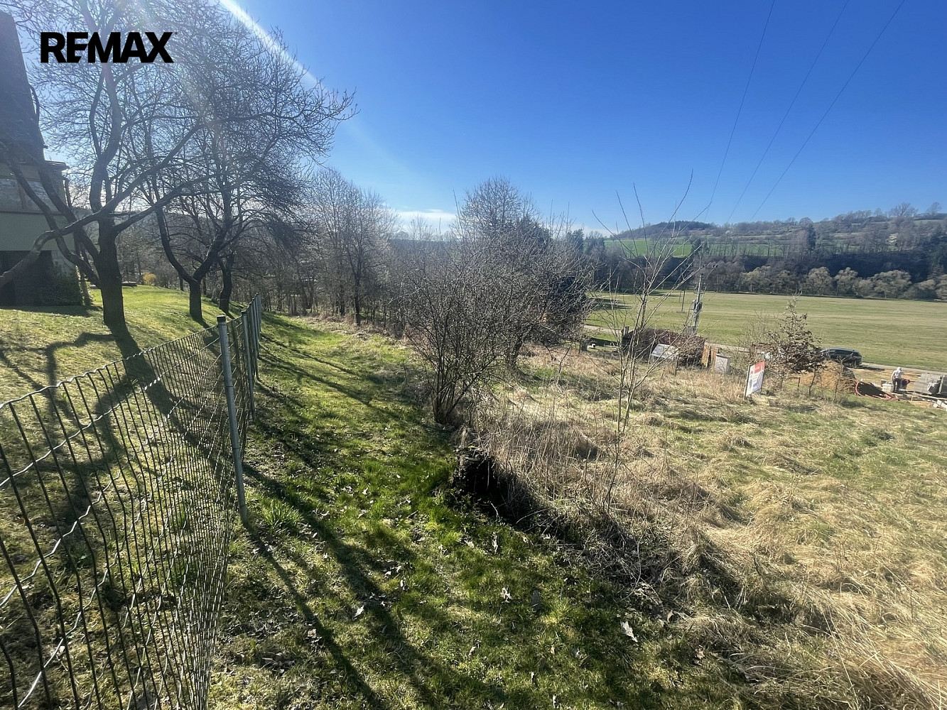 Prodej stavebního pozemku 1 710 m²