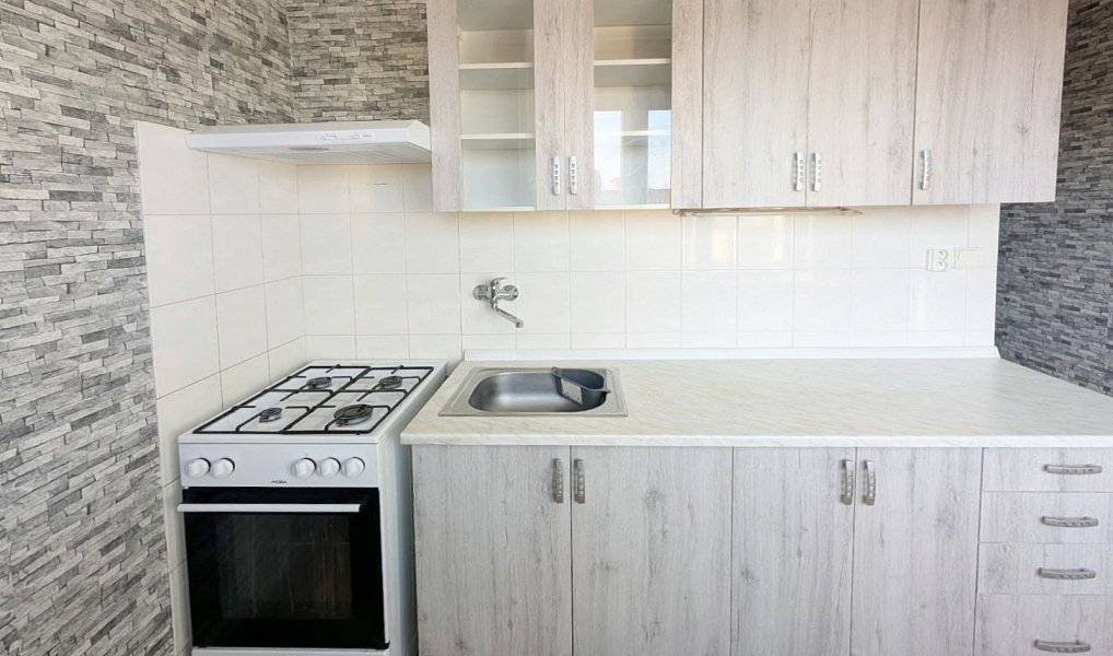 Pronájem bytu 2+1 51 m², Chomutov – náhled fotky 2
