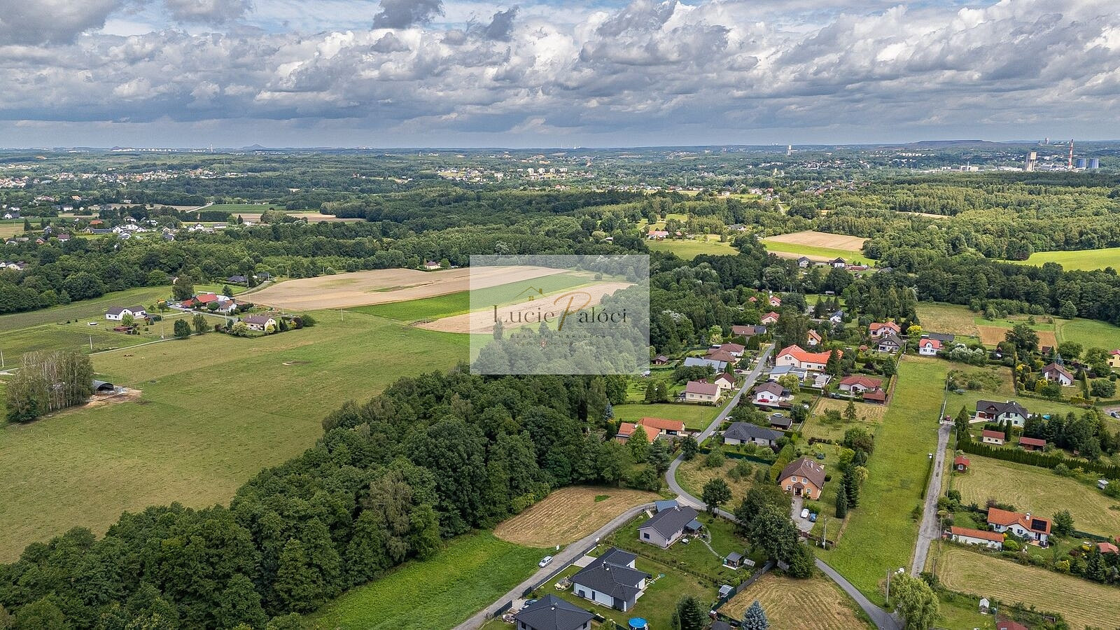 Prodej stavebního pozemku 1 115 m² – fotografie 4