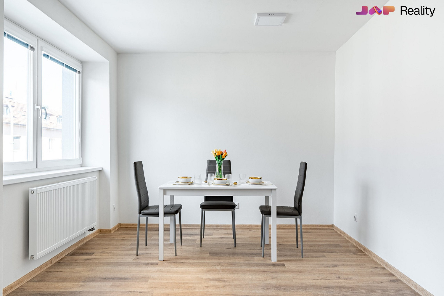 Pronájem bytu 3+kk 70 m² – fotografie 3