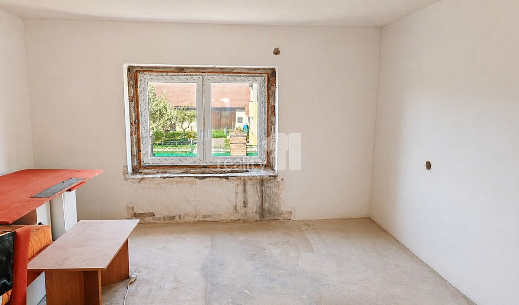 Prodej domu 206 m² s pozemkem 750 m², Křičeň – náhled fotky 26