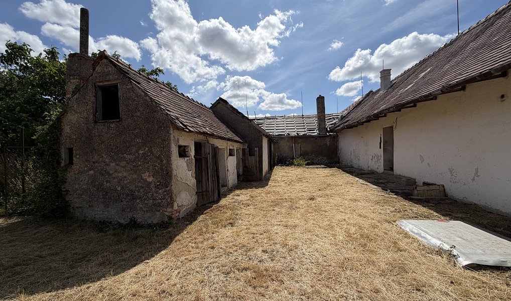 Prodej domu 120 m² s pozemkem 572 m², Přeskače – náhled fotky 32