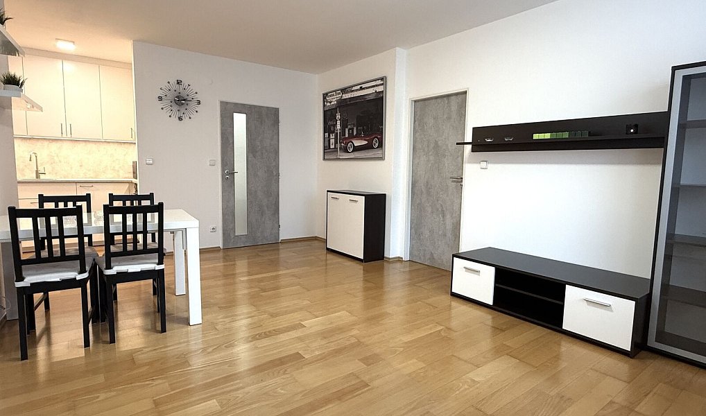 Pronájem bytu 3+kk 68 m², Praha – náhled fotky 4