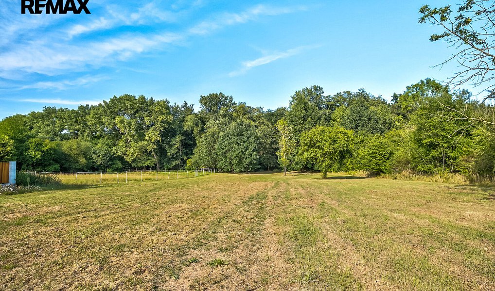 Prodej zahrady 2 143 m², Praha – náhled fotky 6