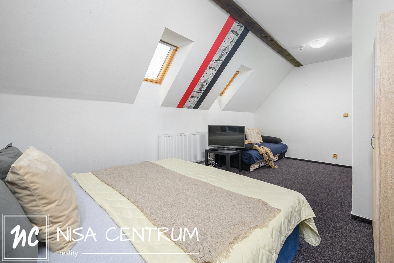 Prodej domu 272 m² s pozemkem 976 m² — photo 3