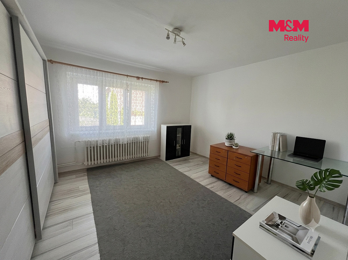 Pronájem bytu 2+1 72 m² – fotografie 4