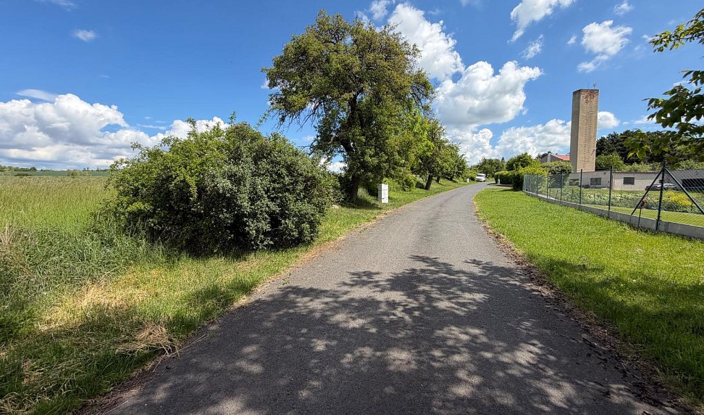 Prodej stavebního pozemku 902 m², Skršín – náhled fotky 7