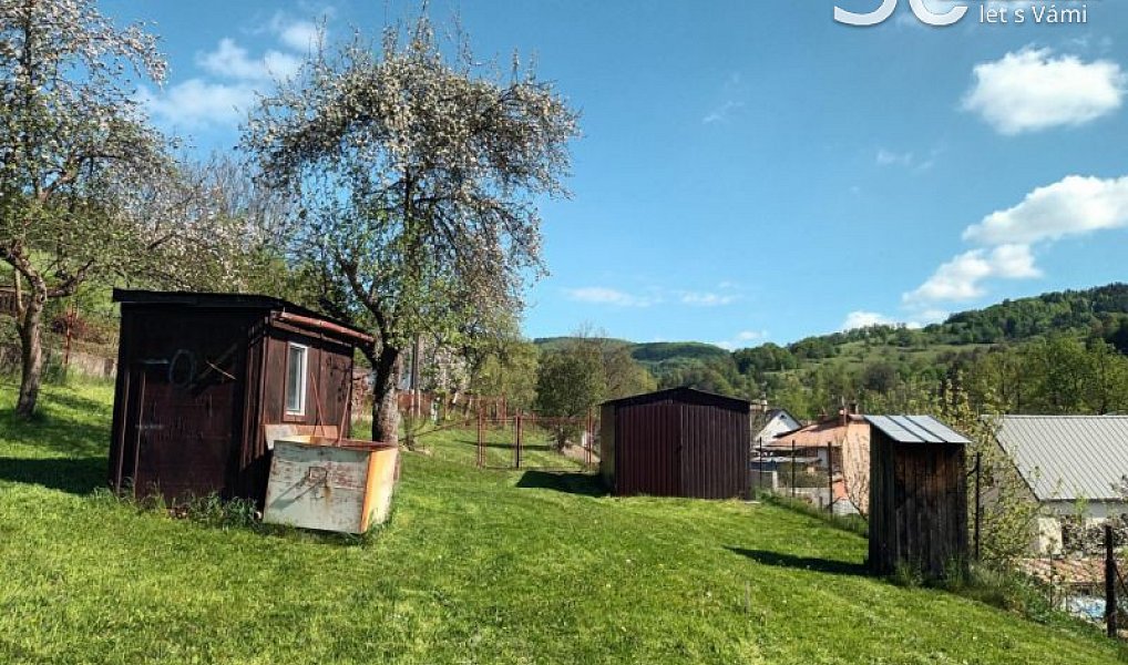 Prodej stavebního pozemku 1 063 m², Vsetín – náhled fotky 8