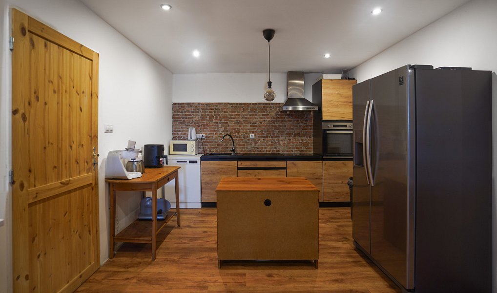 Prodej výrobních prostor 1 700 m², Bžany – náhled fotky 20