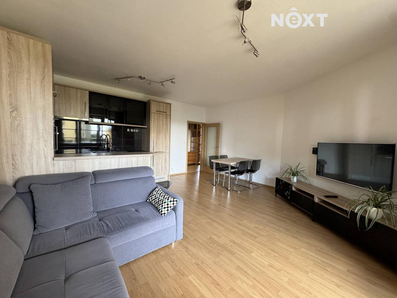 Pronájem bytu 3+kk 80 m² — photo 3