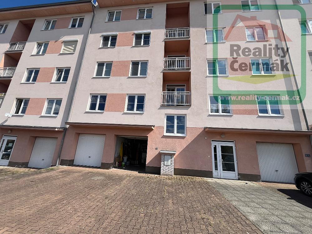 Garáž - holýšov, okr. plzeň-jih — photo 2
