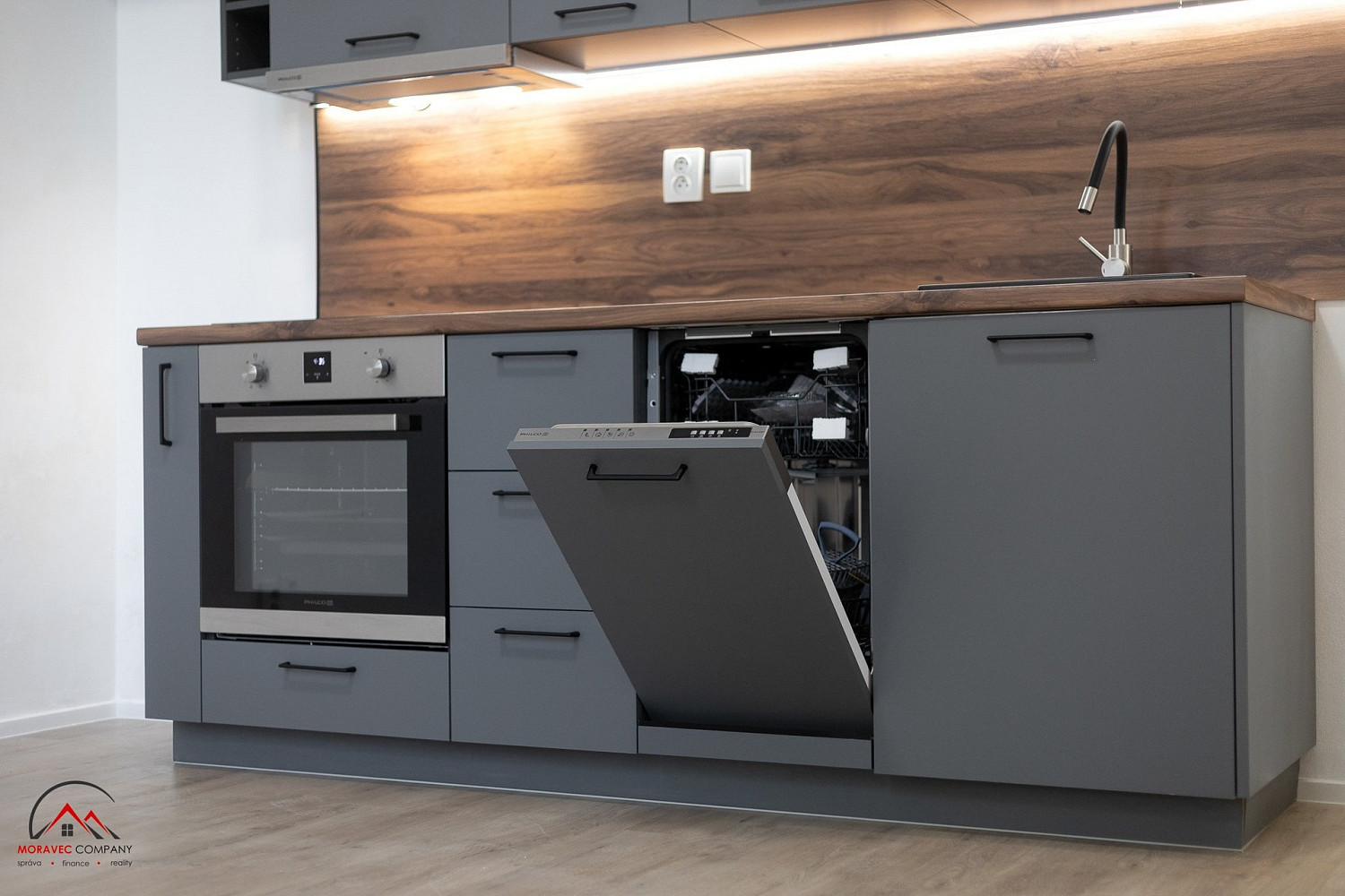 Pronájem bytu 2+kk 37 m² – fotografie 4