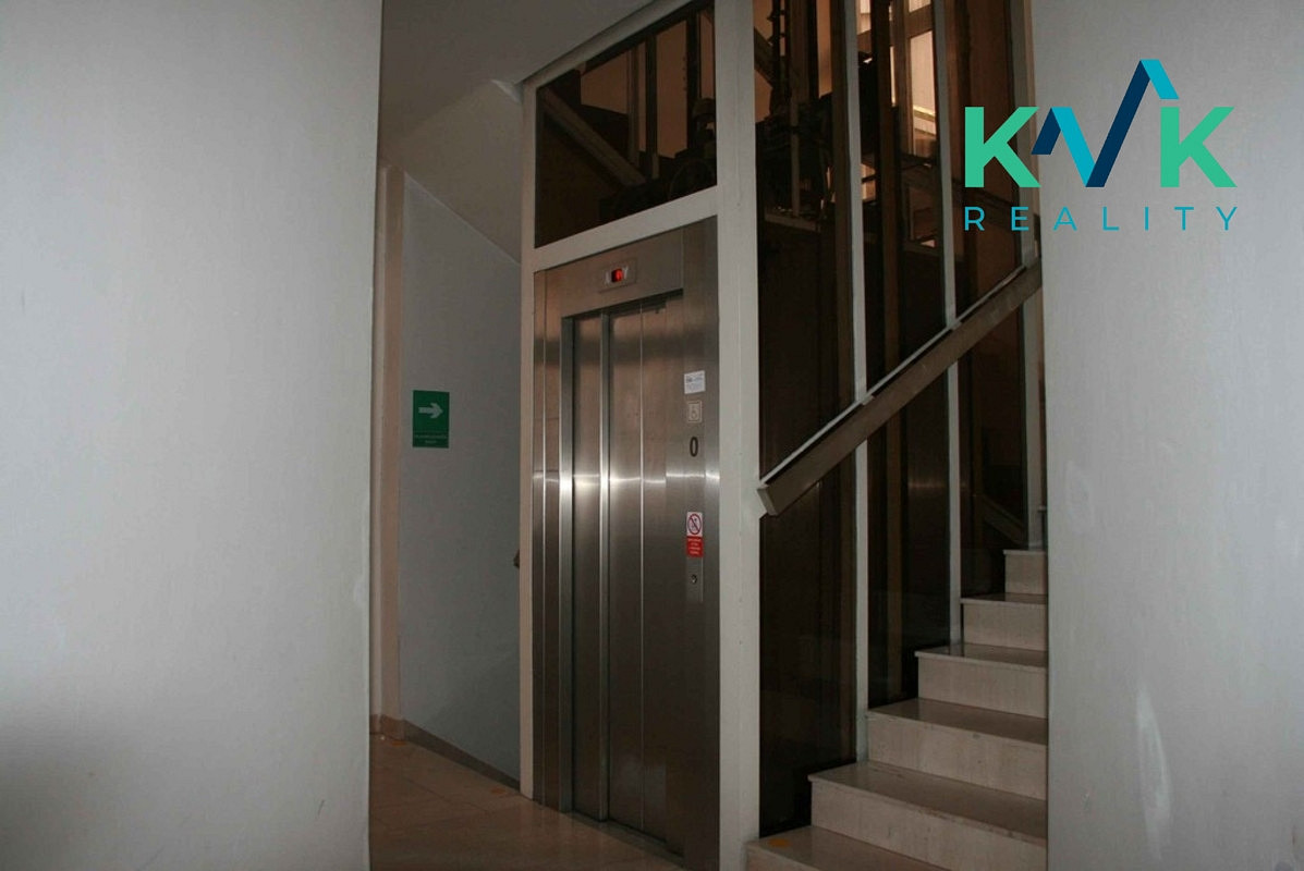 Pronájem kanceláře 25 m² – fotografie 3