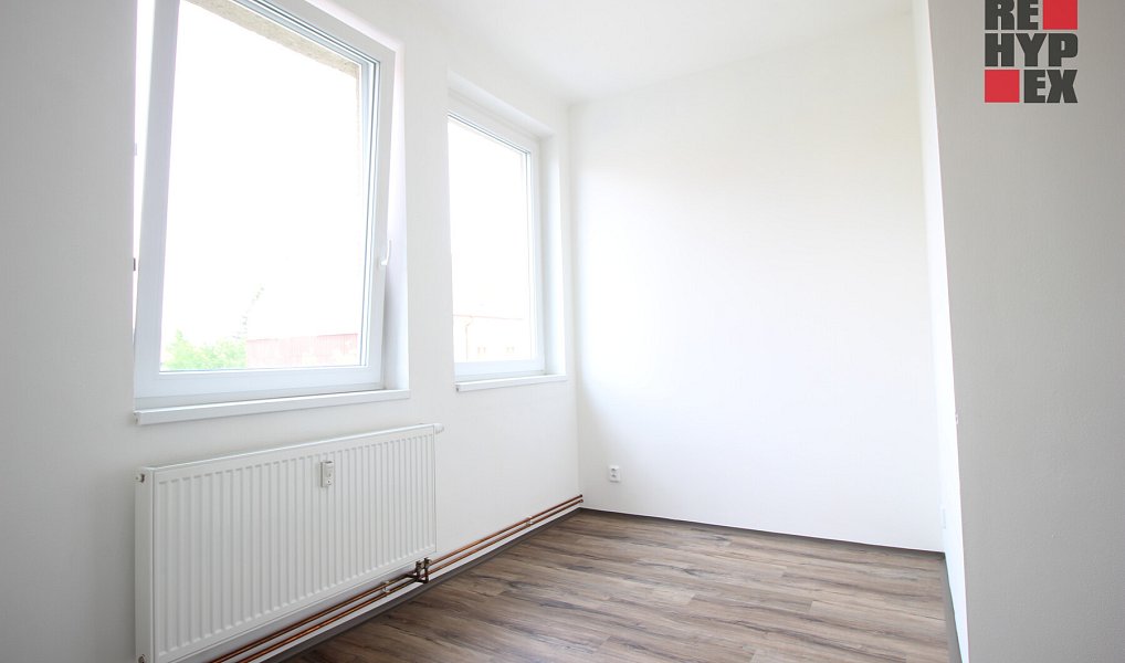 Pronájem bytu 2+kk 34 m², Mimoň – náhled fotky 4