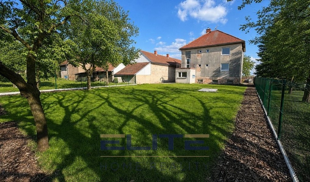 Prodej domu 253 m² s pozemkem 791 m², Hradčany – náhled fotky 26