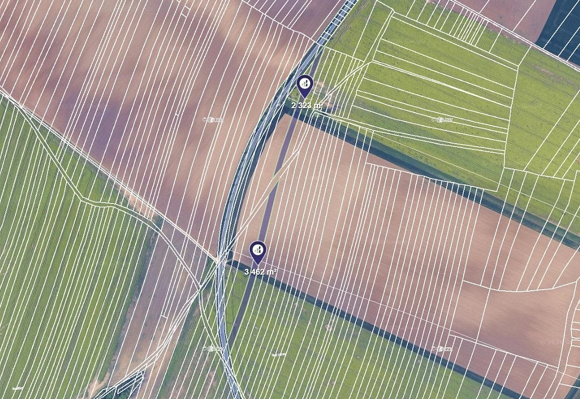 Prodej pole 3 857 m²