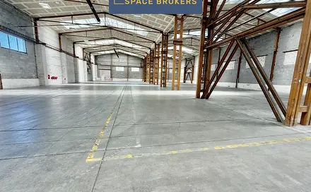Pronájem skladovacích prostor 1 500 m², Bystřany, okres Teplice