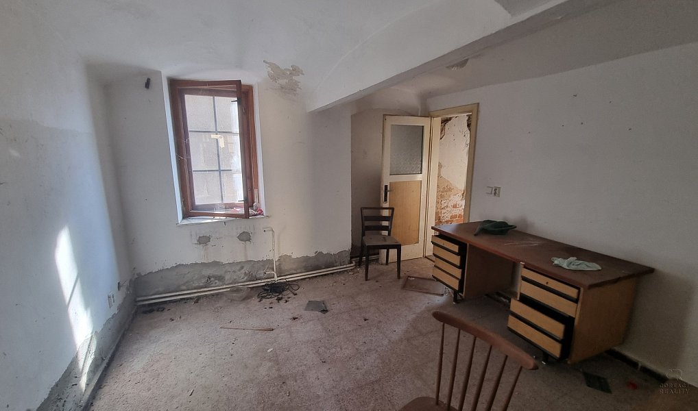 Prodej domu 350 m² s pozemkem 410 m², Velká Kraš – náhled fotky 12