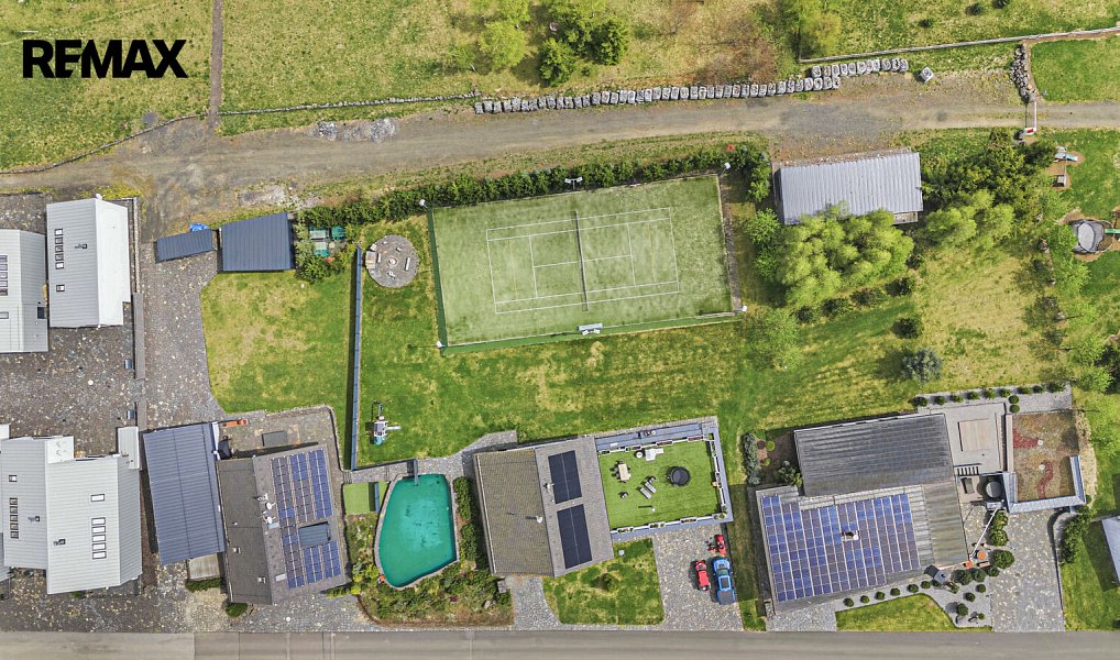 Prodej domu 486 m² s pozemkem 1 876 m², Loučná pod Klínovcem – náhled fotky 23
