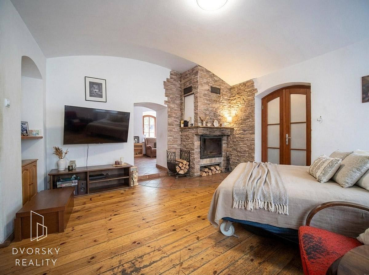 Prodej domu 359 m² s pozemkem 500 m² – fotografie 2