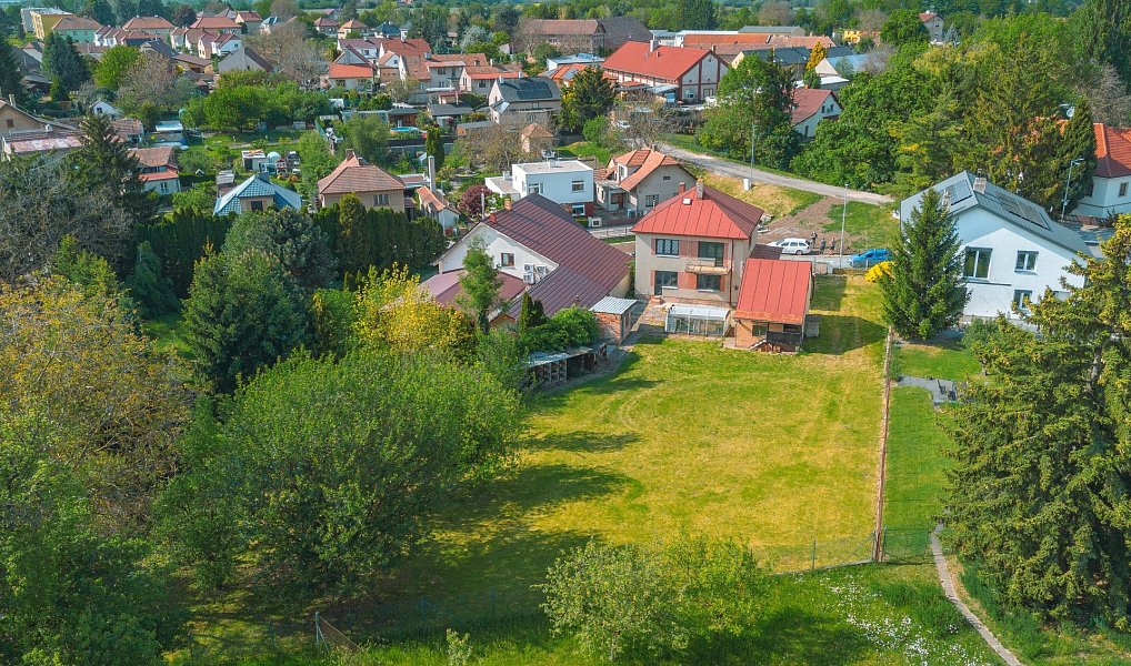 Prodej stavebního pozemku 1 085 m², Úhřetice – náhled fotky 13