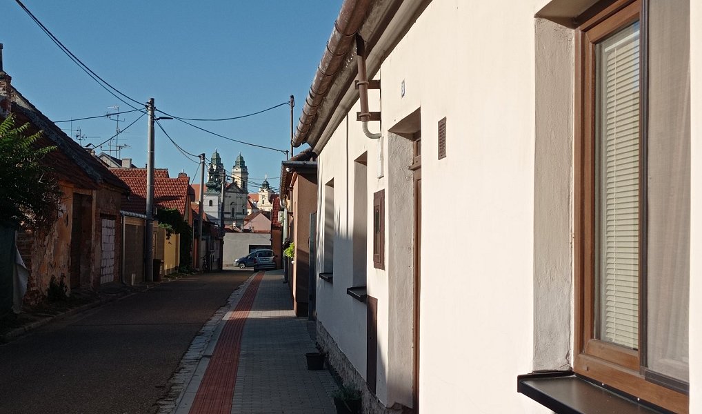 Prodej domu 120 m² s pozemkem 219 m², Valtice – náhled fotky 2