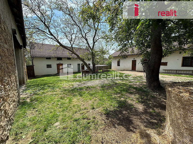 Prodej domu 240 m² s pozemkem 2 614 m² — photo 4