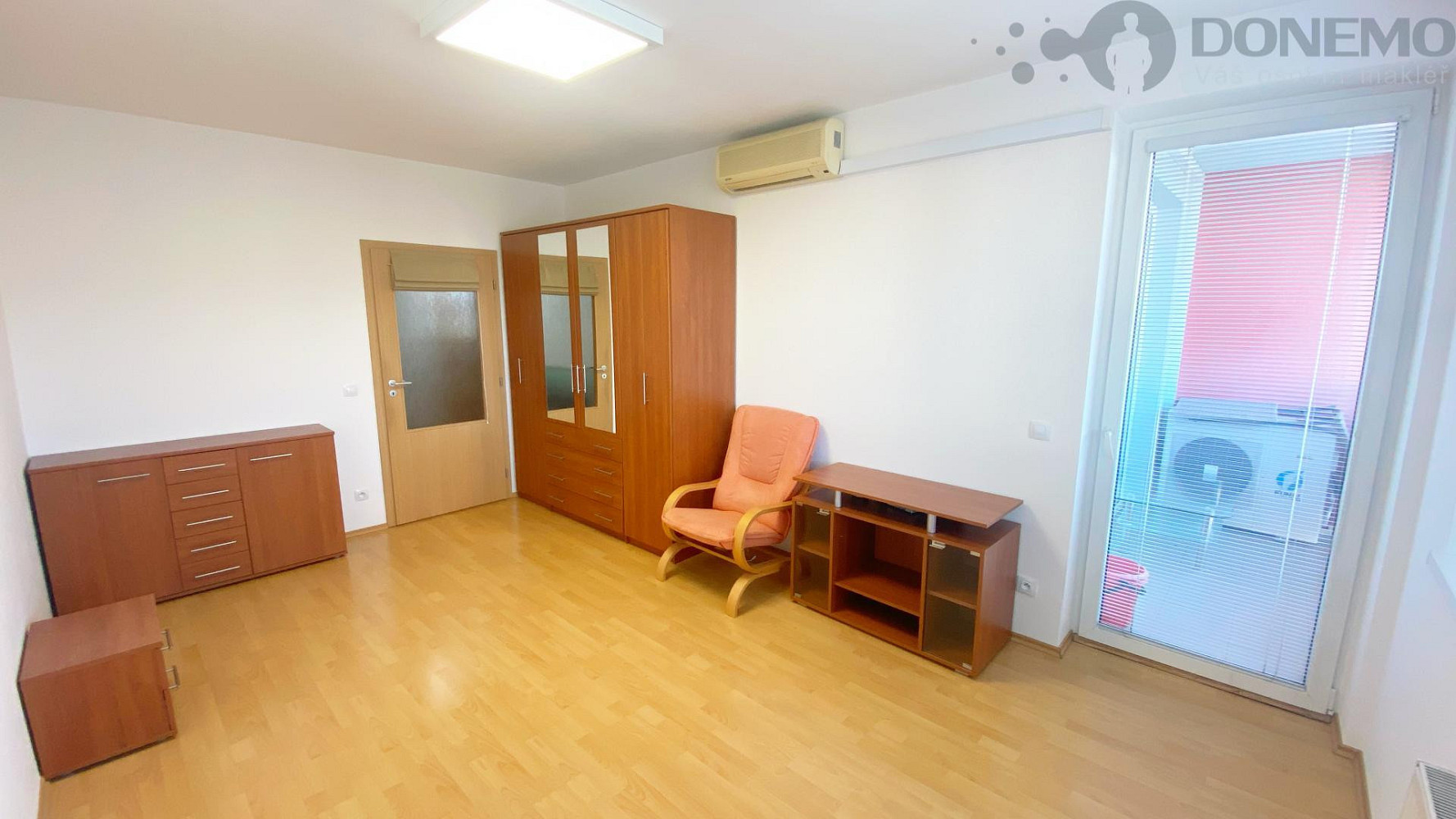 Pronájem bytu 2+kk 50 m² – pohled 6
