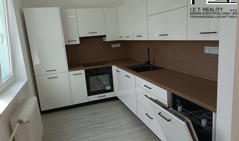 Prodej bytu 2+1 58 m², Kopřivnice – náhled fotky 2