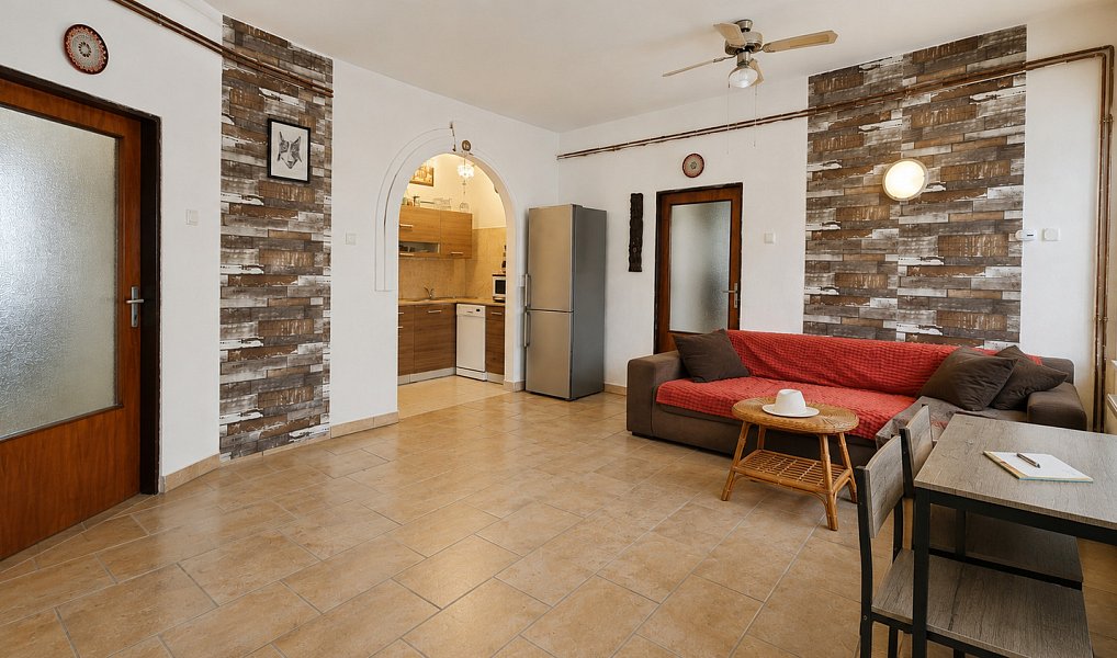 Prodej domu 200 m² s pozemkem 344 m², Zahořany – náhled fotky 4