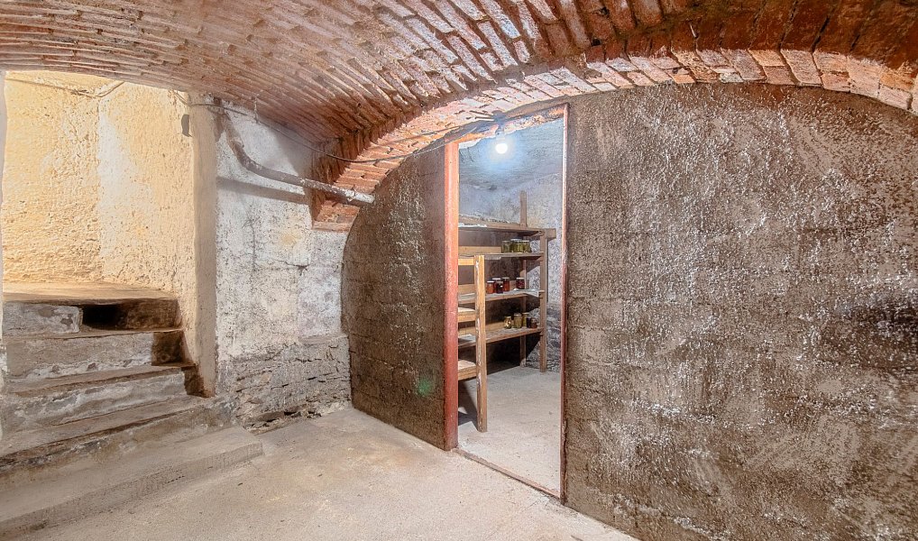 Prodej domu 255 m² s pozemkem 3 056 m², Šternberk – náhled fotky 36