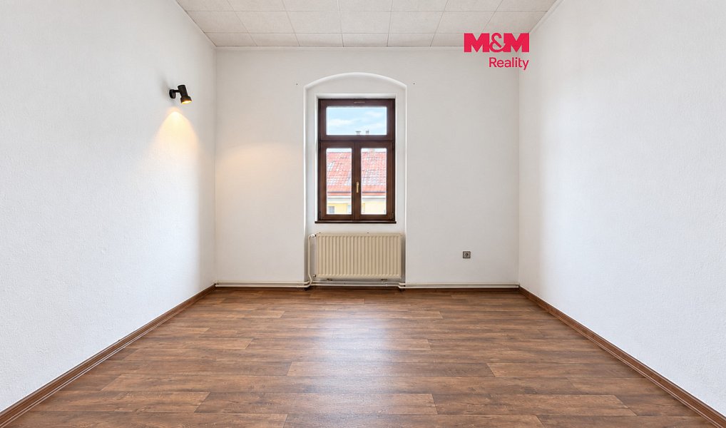 Pronájem kanceláře 9 m², Klášterec nad Ohří – fotka 1 z 6